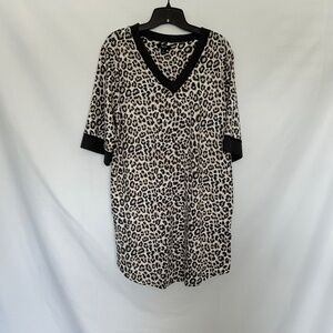 Simply Vera Vera Wang‎ Leopard Print Knit Dress